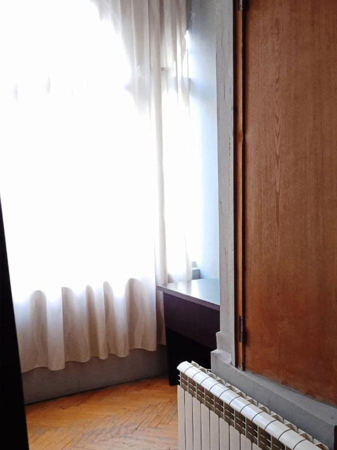 Valdi Hostel ティビリシ エクステリア 写真